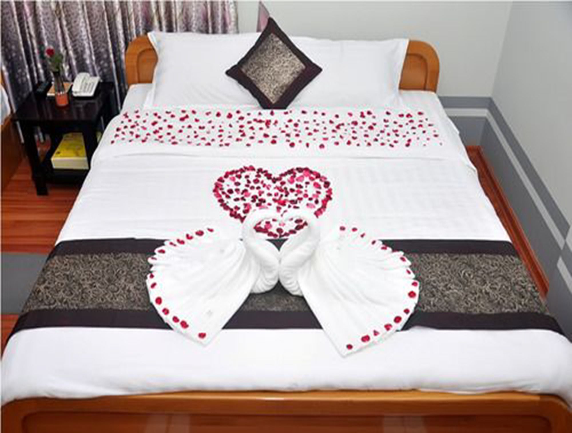 Royal Tulip Hotel Mandalay Eksteriør billede